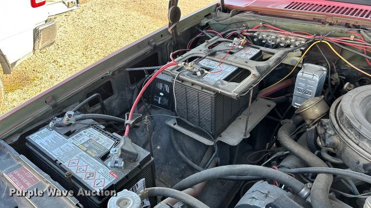 image for item FG0112 1985 Chevrolet CD-30903 flatbed pickup truck