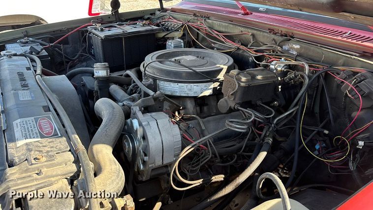 image for item FG0112 1985 Chevrolet CD-30903 flatbed pickup truck