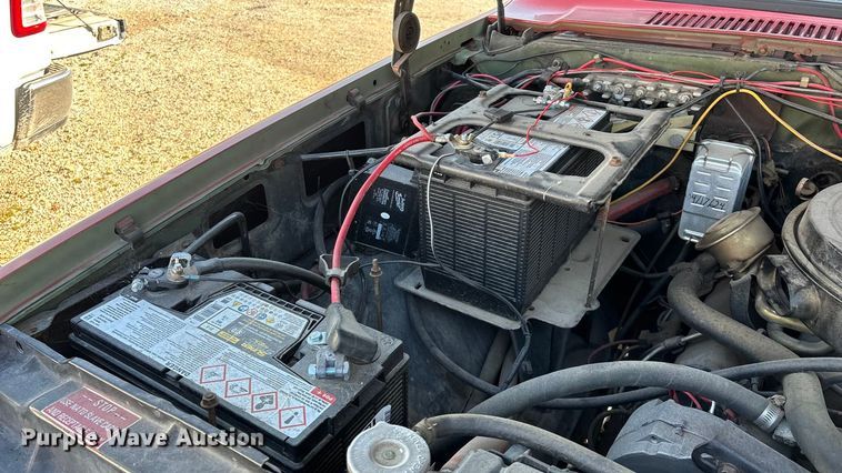 image for item FG0112 1985 Chevrolet CD-30903 flatbed pickup truck