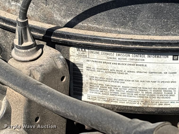 image for item FG0112 1985 Chevrolet CD-30903 flatbed pickup truck