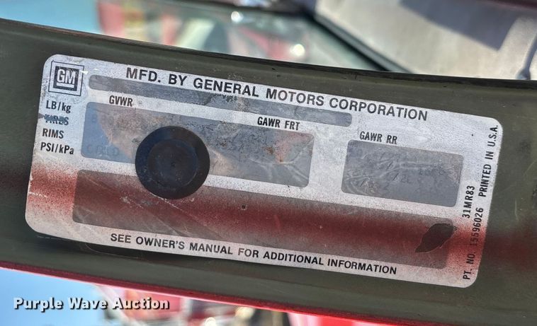 image for item FG0112 1985 Chevrolet CD-30903 flatbed pickup truck