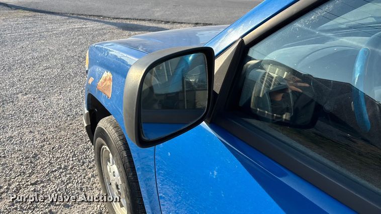 image for item FG0113 2007 Chevrolet Colorado Crew Cab pickup truck