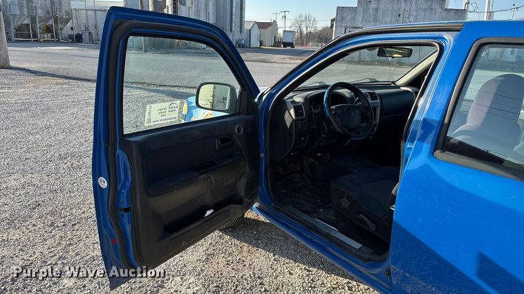 image for item FG0113 2007 Chevrolet Colorado Crew Cab pickup truck