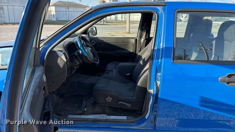 image for item FG0113 2007 Chevrolet Colorado Crew Cab pickup truck