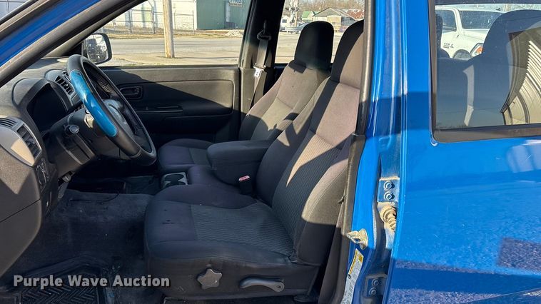 image for item FG0113 2007 Chevrolet Colorado Crew Cab pickup truck