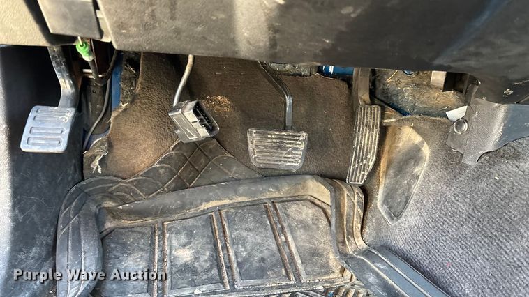 image for item FG0113 2007 Chevrolet Colorado Crew Cab pickup truck