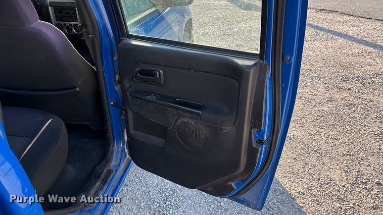 image for item FG0113 2007 Chevrolet Colorado Crew Cab pickup truck