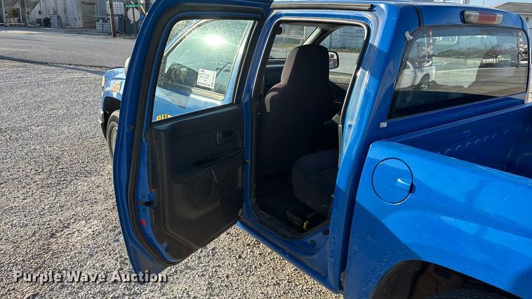 image for item FG0113 2007 Chevrolet Colorado Crew Cab pickup truck