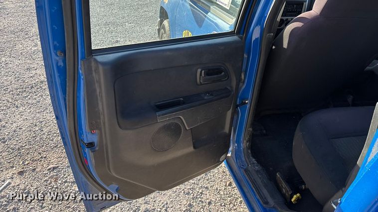 image for item FG0113 2007 Chevrolet Colorado Crew Cab pickup truck