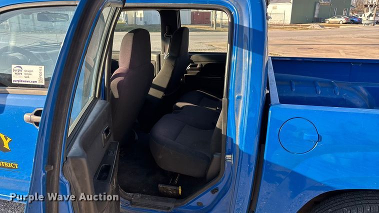 image for item FG0113 2007 Chevrolet Colorado Crew Cab pickup truck