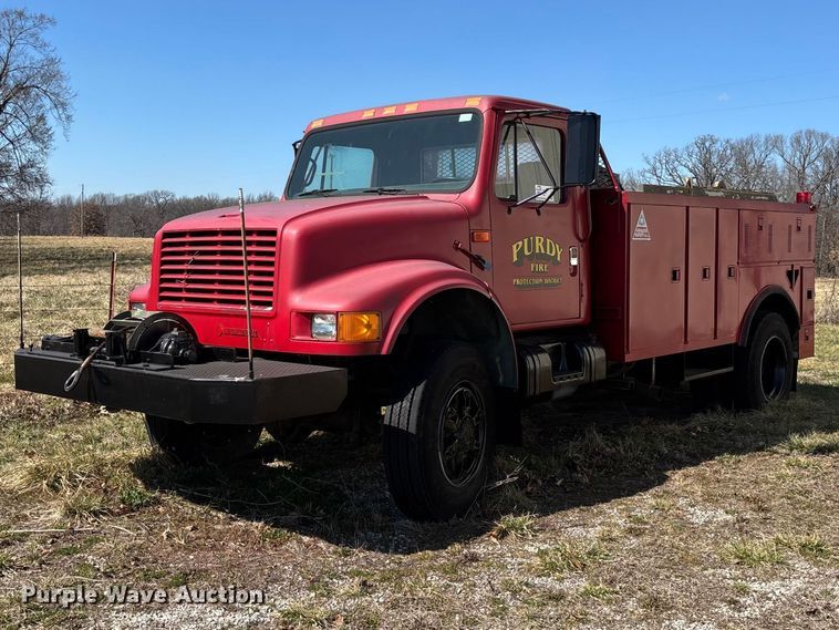 image for item FG0114 1990 International 4800 rescue truck