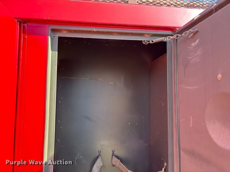 image for item FG0114 1990 International 4800 rescue truck