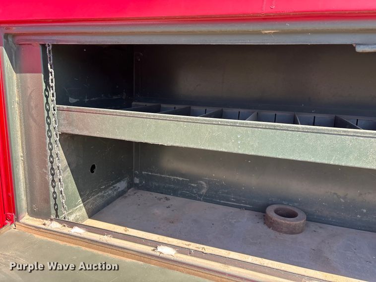 image for item FG0114 1990 International 4800 rescue truck