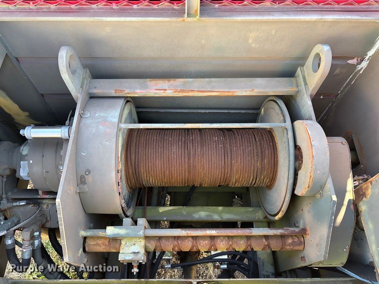 image for item FG0114 1990 International 4800 rescue truck