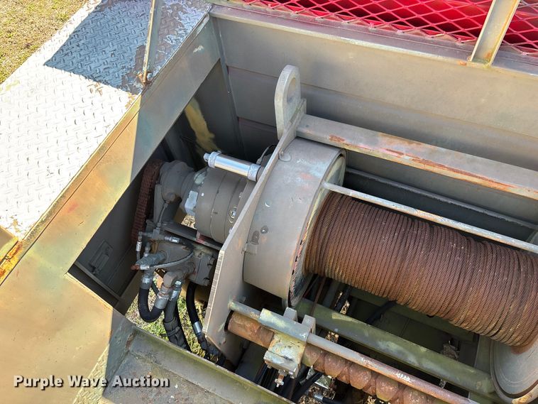 image for item FG0114 1990 International 4800 rescue truck