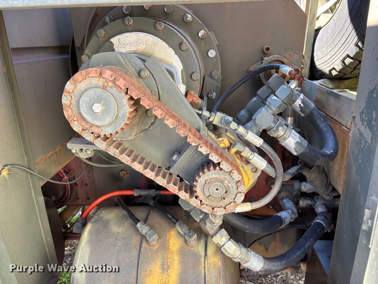 image for item FG0114 1990 International 4800 rescue truck