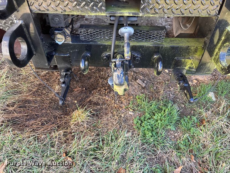 image for item FG0114 1990 International 4800 rescue truck