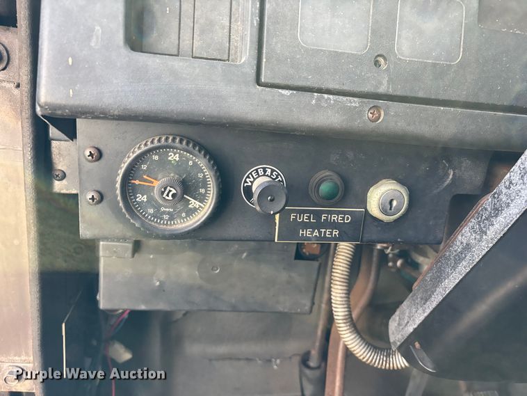 image for item FG0114 1990 International 4800 rescue truck