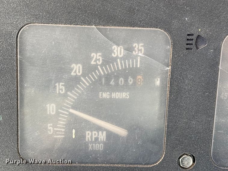 image for item FG0114 1990 International 4800 rescue truck