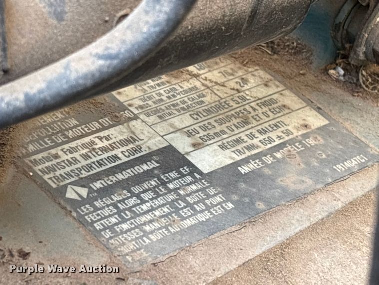 image for item FG0114 1990 International 4800 rescue truck