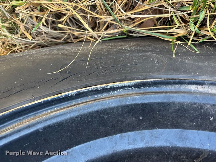 image for item FG0114 1990 International 4800 rescue truck