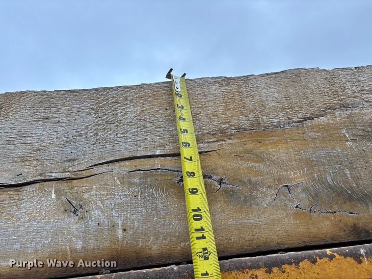 image for item FG0128 1988 Ford F800 dump truck