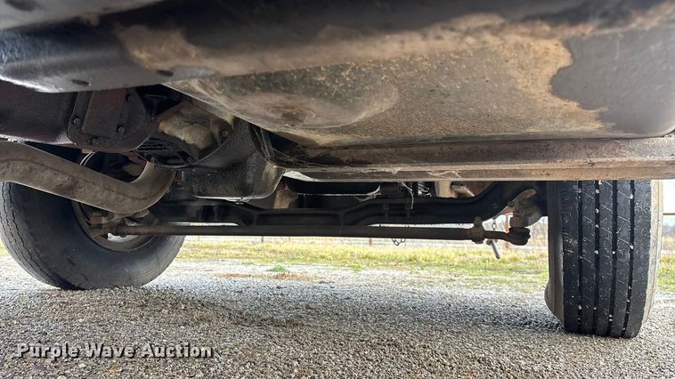 image for item FG0128 1988 Ford F800 dump truck