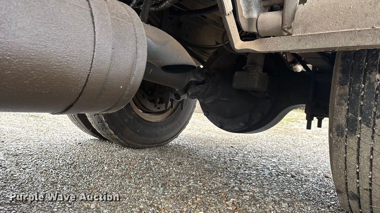 image for item FG0128 1988 Ford F800 dump truck