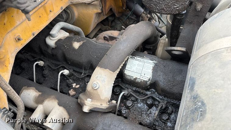 image for item FG0128 1988 Ford F800 dump truck