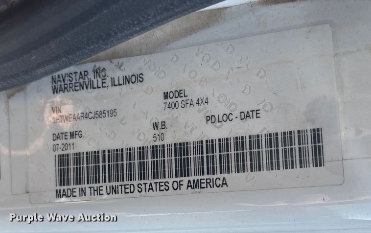 image for item FG2661 2012 International SR525 bucket truck