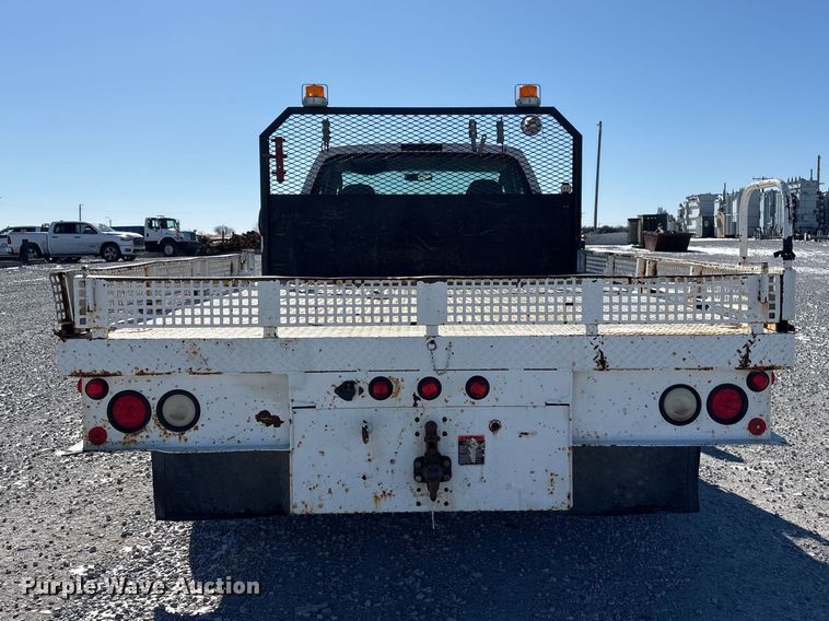 image for item FG2696 2007 Ford F550 Super Duty XL flatbed truck