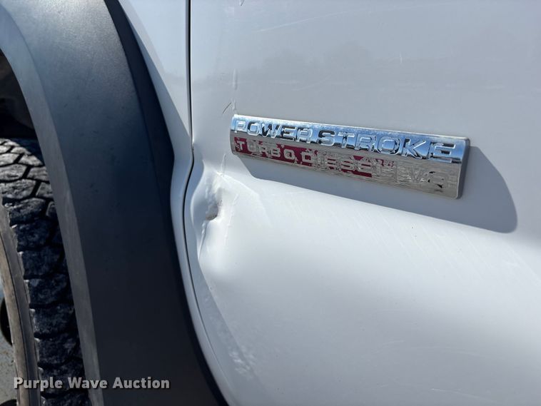 image for item FG2696 2007 Ford F550 Super Duty XL flatbed truck