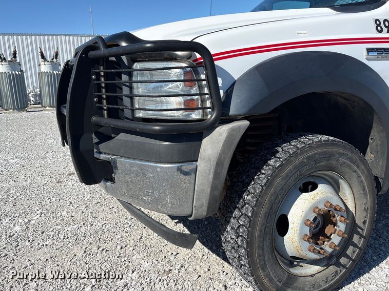 image for item FG2696 2007 Ford F550 Super Duty XL flatbed truck