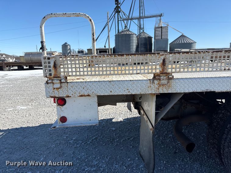 image for item FG2696 2007 Ford F550 Super Duty XL flatbed truck