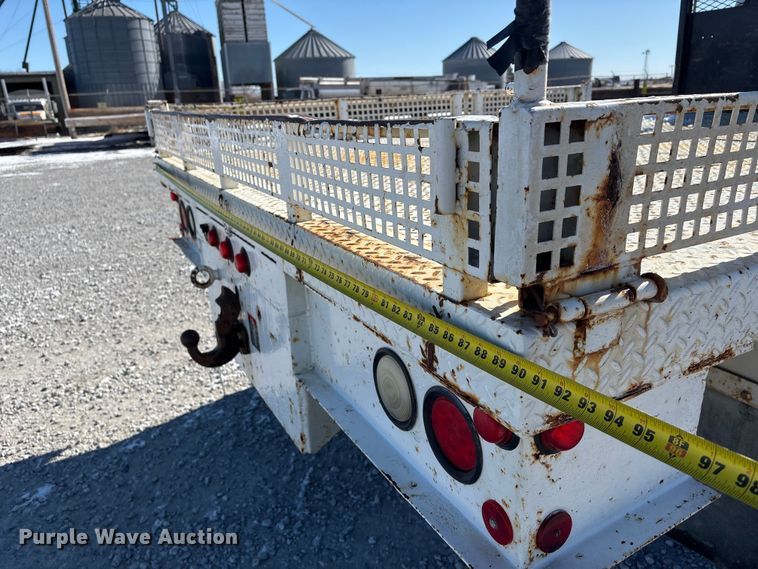 image for item FG2696 2007 Ford F550 Super Duty XL flatbed truck