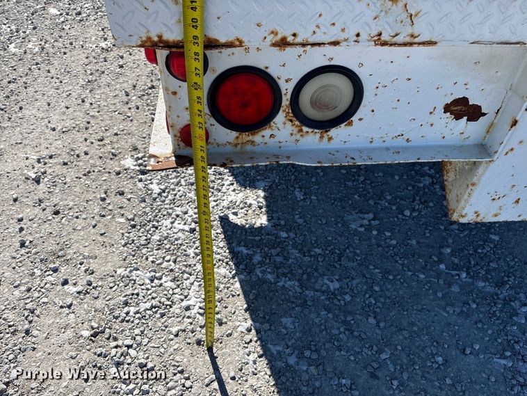 image for item FG2696 2007 Ford F550 Super Duty XL flatbed truck