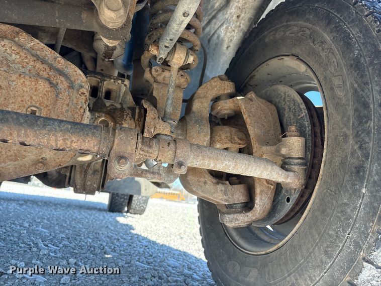 image for item FG2696 2007 Ford F550 Super Duty XL flatbed truck