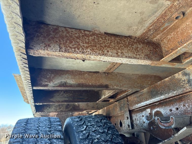 image for item FG2696 2007 Ford F550 Super Duty XL flatbed truck