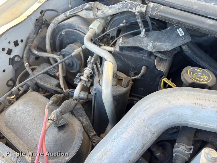 image for item FG2696 2007 Ford F550 Super Duty XL flatbed truck