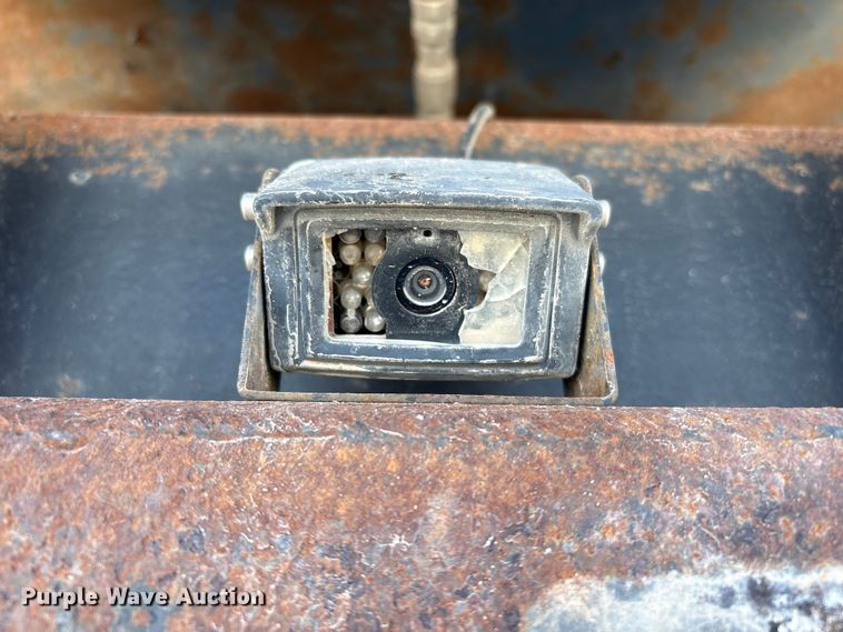 image for item FG2697 2005 International 7300 dump truck