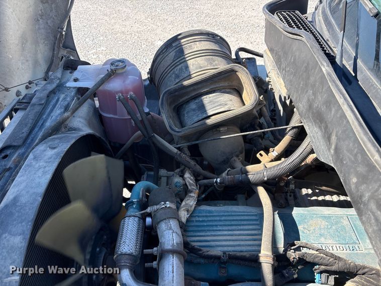 image for item FG2697 2005 International 7300 dump truck