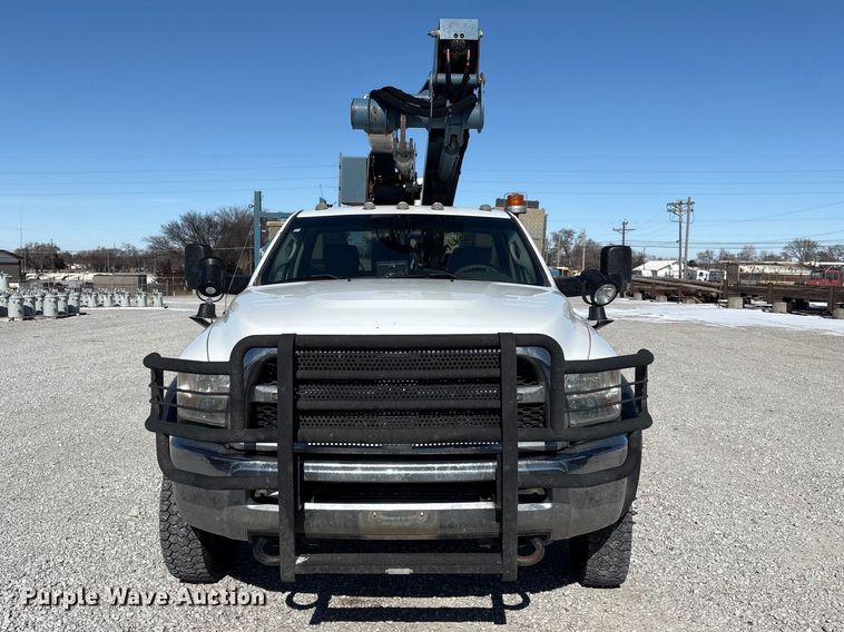image for item FG2698 2016 RAM 5500HD bucket truck