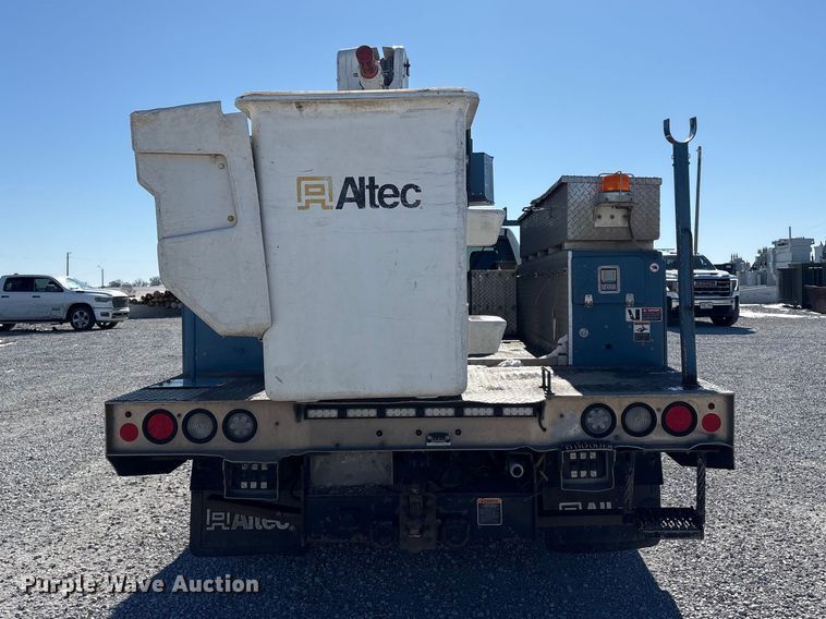 image for item FG2698 2016 RAM 5500HD bucket truck