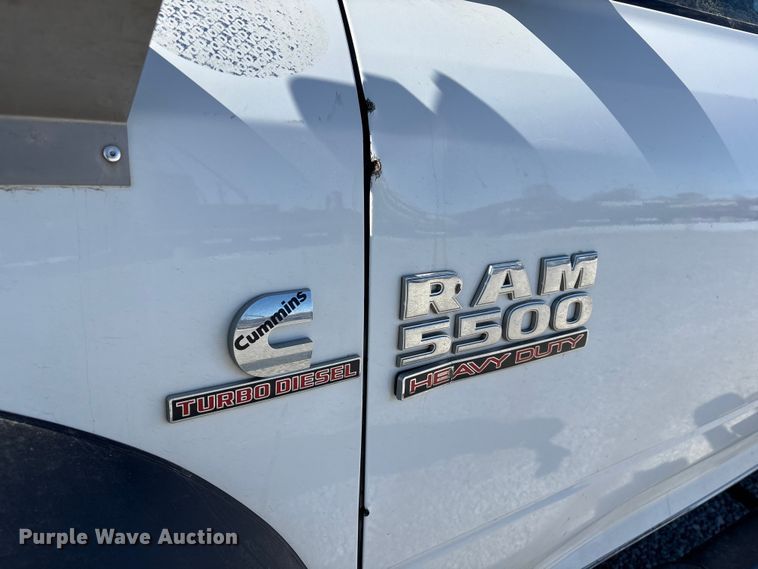 image for item FG2698 2016 RAM 5500HD bucket truck