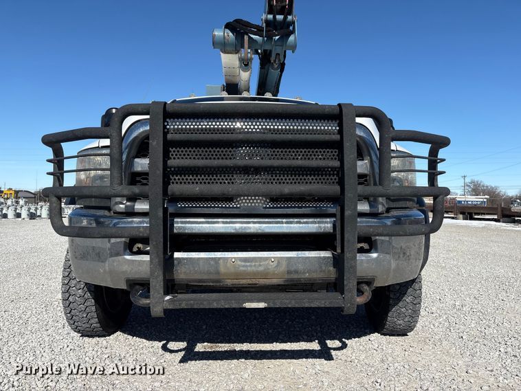 image for item FG2698 2016 RAM 5500HD bucket truck