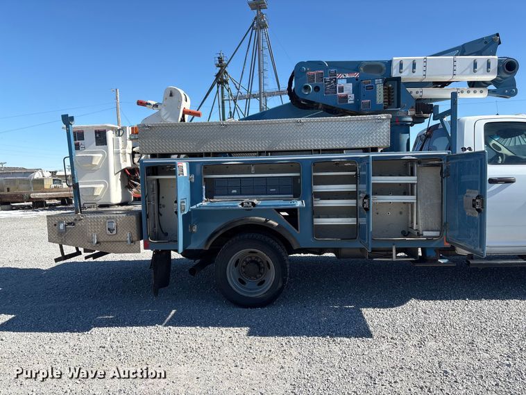 image for item FG2698 2016 RAM 5500HD bucket truck