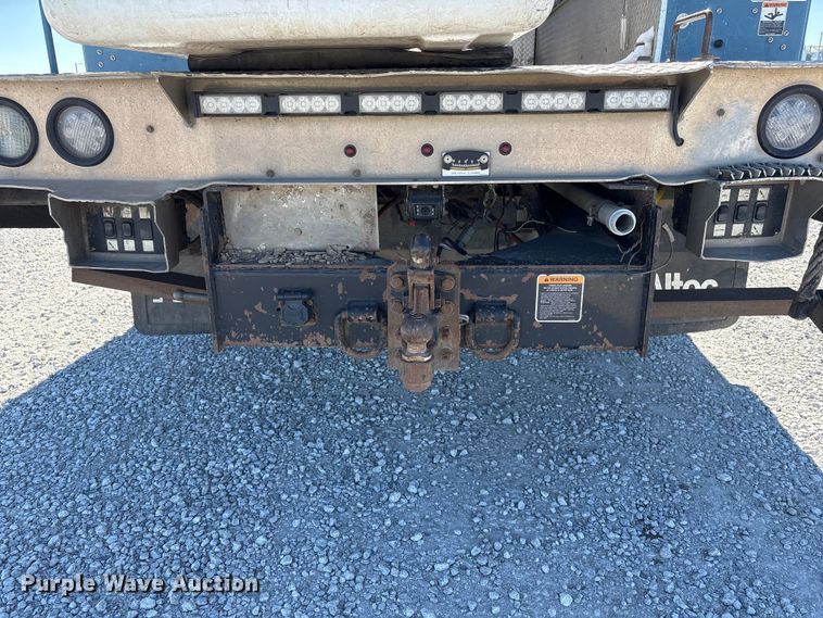 image for item FG2698 2016 RAM 5500HD bucket truck