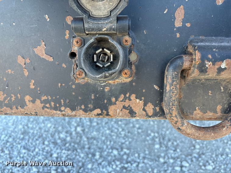 image for item FG2698 2016 RAM 5500HD bucket truck