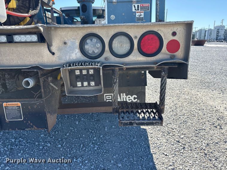 image for item FG2698 2016 RAM 5500HD bucket truck