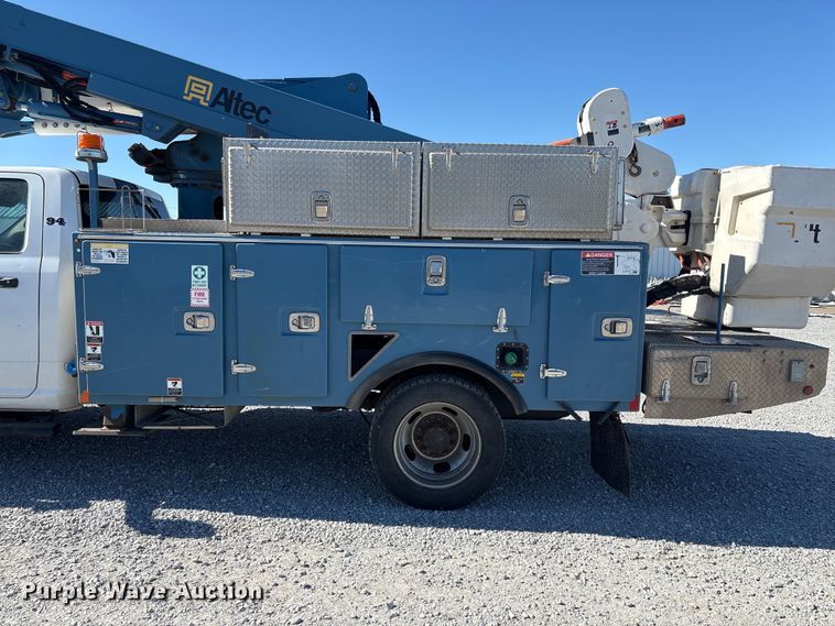 image for item FG2698 2016 RAM 5500HD bucket truck
